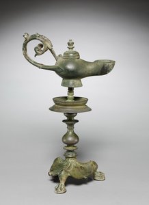 Lampe et support, 400s - Byzantine