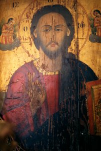 Christ, peint sur bois dans l