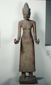 Statue de la déesse Lakshmi, de Preah Ko, style Bayon - Cambodian Cambodian
