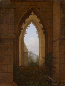 Fenêtre gothique dans la ruine du monastère d