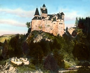 Roumanie, Transylvanie, le château de Bran (connu sous le nom de château de Dracula) près du village de Bran et de la ville de Brasov, vers 1920 - Carl Simon