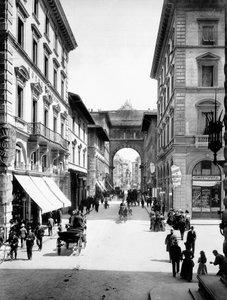 Via Strozzi, Florence, vers 1890