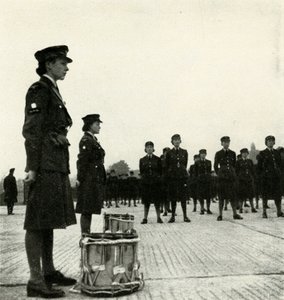 Fanfare de la W.A.A.F. en parade, vers 1943
