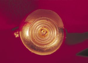Boule de fin de diadème, de la Tombe d