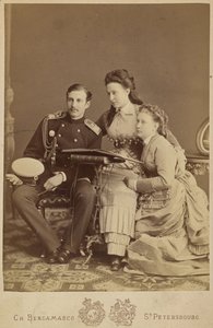 Grande-duchesse Alexandra Iossifovna, grand-duc Nicolas Constantinovitch et grande-duchesse Vera Constantinovna - Charles Bergamasco