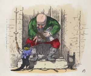 Petit chat noir sonnant à la porte d