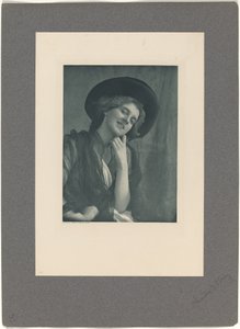 Coquette, 1901 - Charles I. Berg