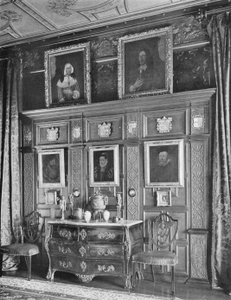Boiseries dans le Salon - Charles Latham