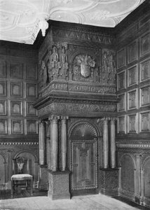 Le Red Lodge. Porche interne dans le salon - Charles Latham