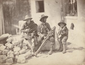 Pifférari Assis, musiciens de rue italiens (dans la cour, 21 Quai de Bourbon) - Charles Nègre