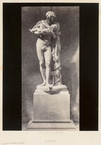 Silenus tenant l