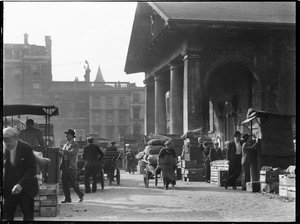 Covent Garden, City of Westminster, Greater London Authority, années 1930 - Charles William Prickett