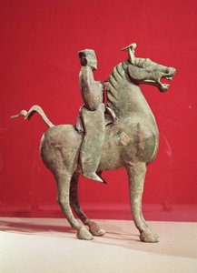Homme à cheval, de Wu-wei, Kansu, dynastie Han orientale (bronze)