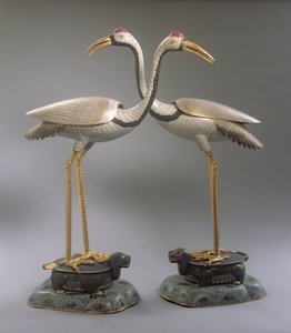 Paire de brûle-encens en forme de grue, période Qianlong (1736-95) (émail cloisonné) - Chinese School