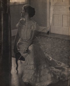 La Plume de paon, c. 1902 - Clarence H. White