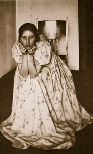 Fille en robe fleurie, vers 1910 - Clarence Henry White