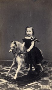 Jeune fille sur un cheval à bascule, années 1860 - Clark and Hamlin