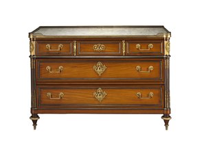 Commode, montures dans le style de Pierre Joseph Désiré Gouthière - Claude Charles Saunier