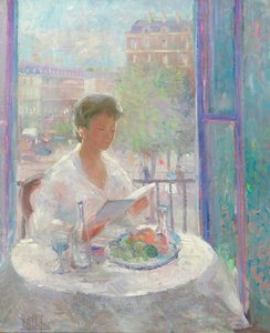 Dame lisant à une fenêtre ouverte