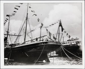 La poupe du S.S. "Umbria" au quai, c.1900