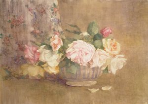 Un bol de roses roses, jaunes et blanches