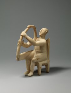 Joueur de harpe assis en marbre, 2800-2700 av. J.-C. (marbre)