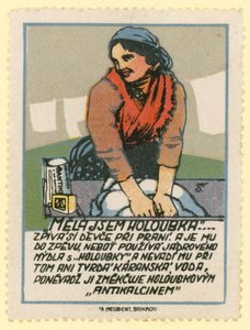 Femme faisant la lessive