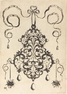 Grand pendentif, en bas à gauche et à droite deux bouquets d