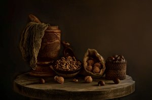 Nature morte rustique aux noix