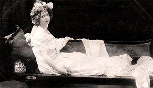 Mabel Love 1874-1953, actrice et danseuse anglaise, début du 20e siècle