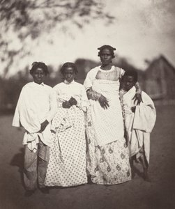 Femme malgache et ses enfants Planche 3 - Désiré Charnay