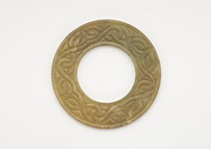 Pendentif - Eastern Zhou Dynasty Chinese School