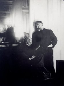 Portraits du poète Stéphane Mallarmé (1842-1898) et du peintre Auguste Renoir (1841-1919). Édit photographique d