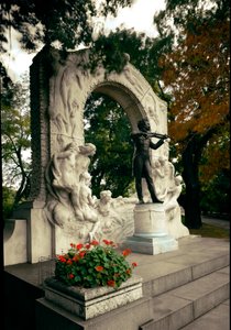 Monument en hommage au compositeur et chef d