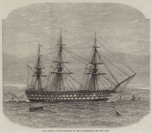 HMS Bombay, récemment détruit par le feu à Montevideo