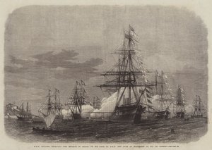 HMS Galatea recevant l
