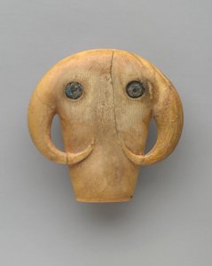 Amulette en forme de tête de taureau, vers 3500-3100 av. J.-C.