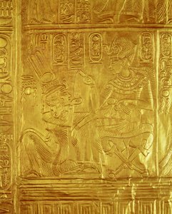 Détail du sanctuaire doré, de la tombe de Toutankhamon (c.1370-1352 av. J.-C.) Nouvel Empire