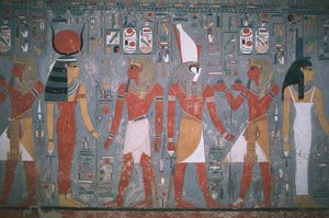 Égypte, Thèbes, Louxor, Vallée des Rois, Tombeau de Horemheb, Peinture murale représentant Horemheb entre la déesse Isis et le dieu Horus, Nouvel Empire, XVIIIe dynastie - Egyptian 18th Dynasty