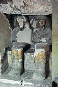 Antiquité égyptienne : sculptures près de la tombe de Kha em Het (Khaemhat) inspecteur des greniers et scribe à la cour d