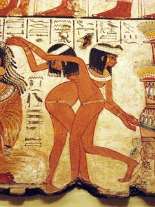 Peinture murale de deux filles dansant, Égypte