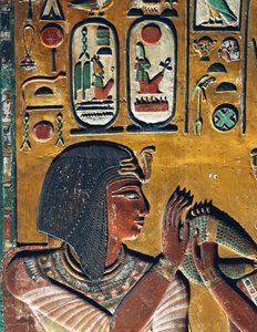 La déesse Hathor offre son collier au pharaon (bas-relief)