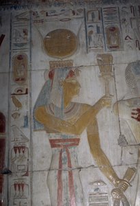 Relief peint représentant la déesse Hathor, chapelle d