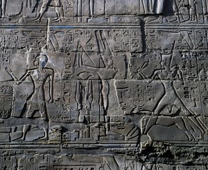 Reine Hatchepsout devant le dieu Amon, détail des scènes d