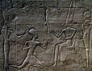 Ramsès II devant Amon-Rê, relief, Grande Salle Hypostyle, Temple d