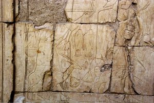 Relief représentant des porteurs d