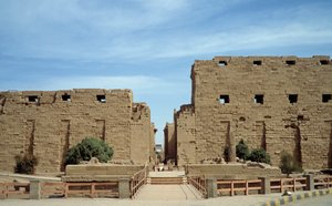 Antiquité égyptienne : vue du temple de Karnak. Égypte