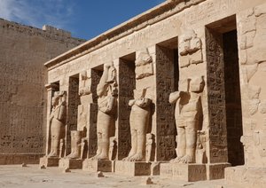 Sculptures des divinités, temple d