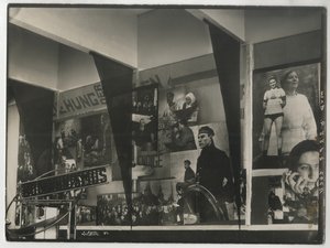 Intérieur du pavillon soviétique à l