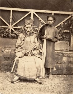 Chef de village en costume officiel, Cochinchine - Emile Gsell